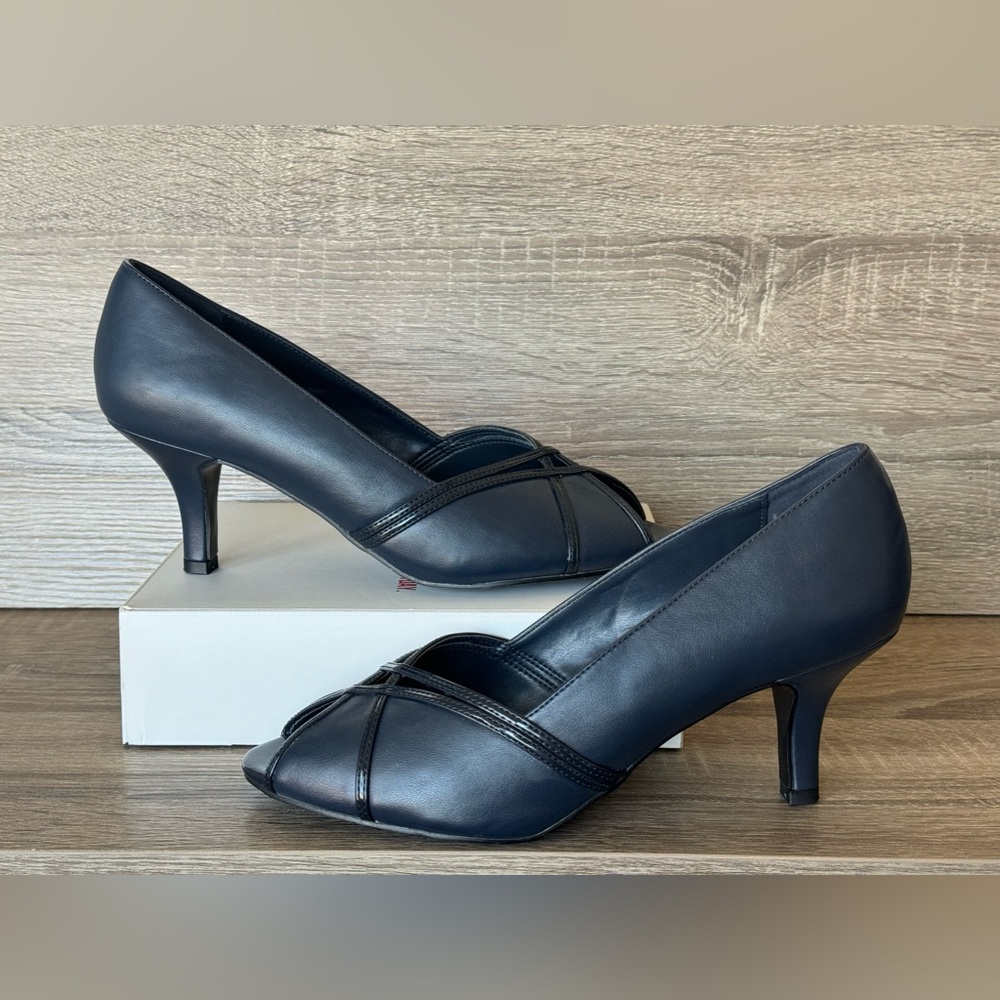 Easy Spirit Womens Navy Blue High Heels Size 9.5W Open Toe